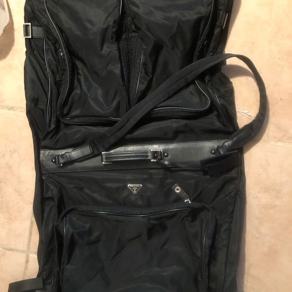 Men’s Prada Garment bag - Picture 2 of 3